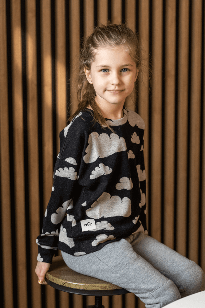 Bluza dresowa dziecięca z wełny merino chmurki - MeriTales zdjęcie 1