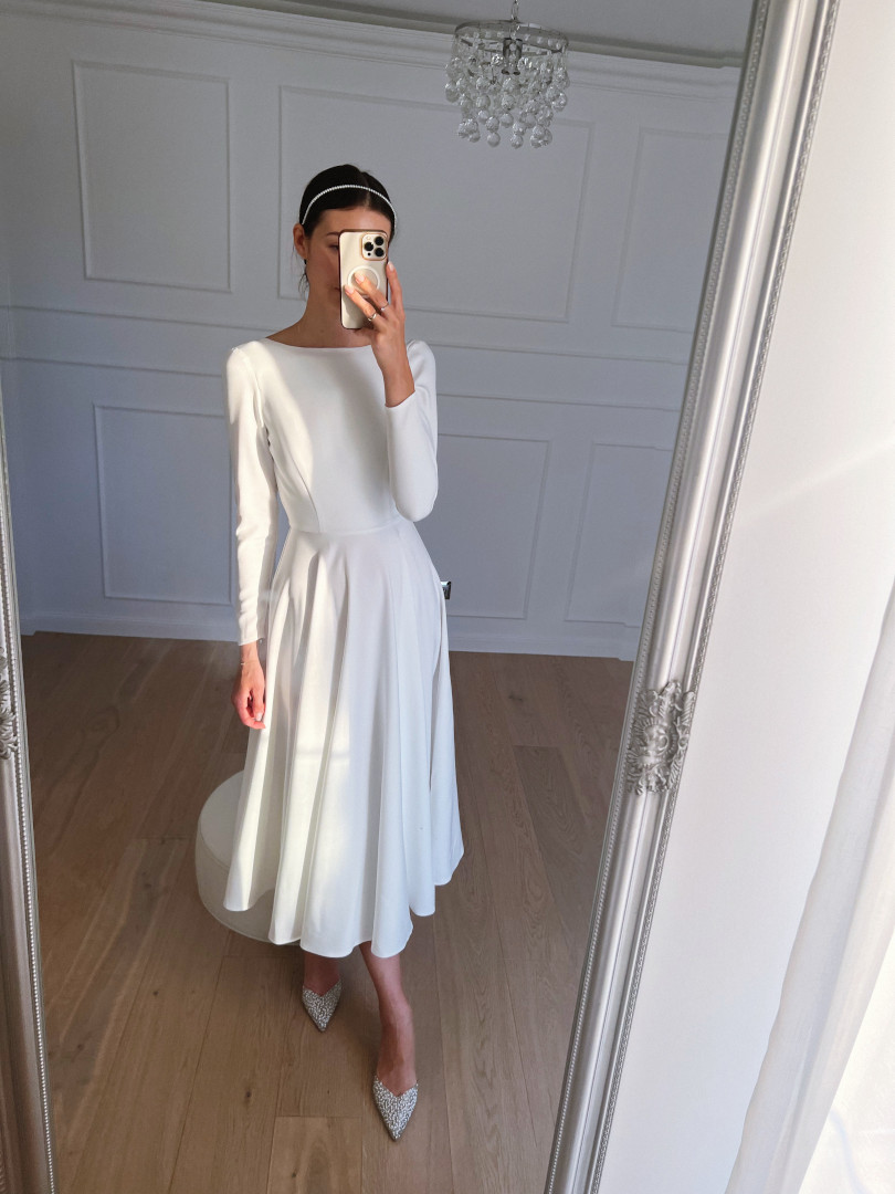 Cecilia ecru - long sleeve midi dress with deep neckline on the back - Kulunove image 3