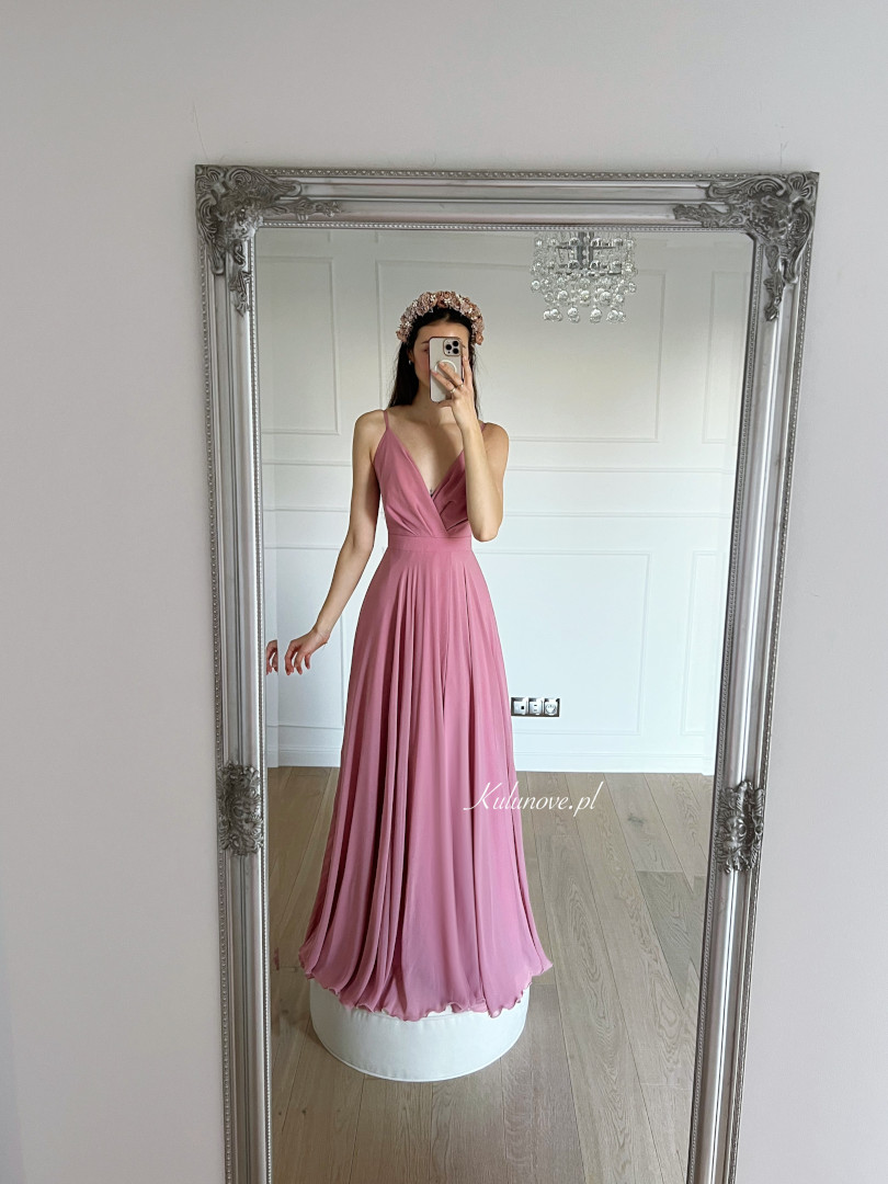 Alruna - long chiffon strapless dress in dirty pink color - Kulunove image 1