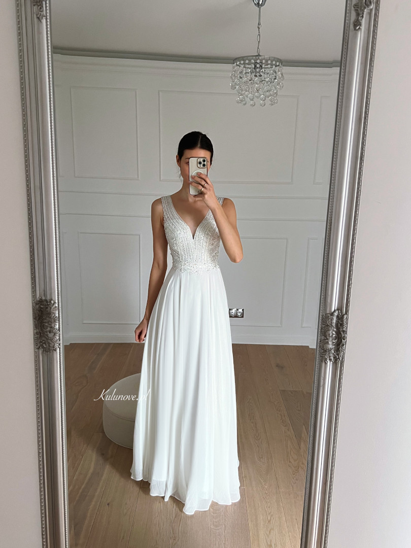 Princess muslin - ecru A-line wedding dress with embroidered top - Kulunove image 1