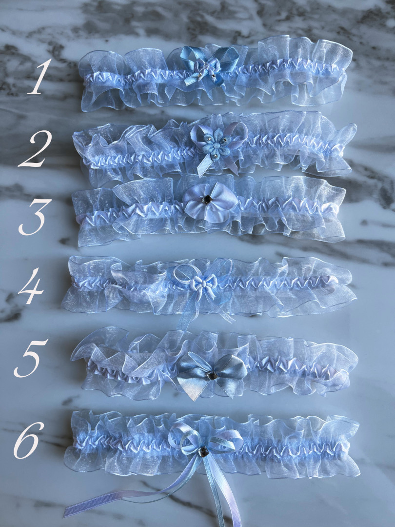 Blue lace wedding garter for the bride - Kulunove image 1