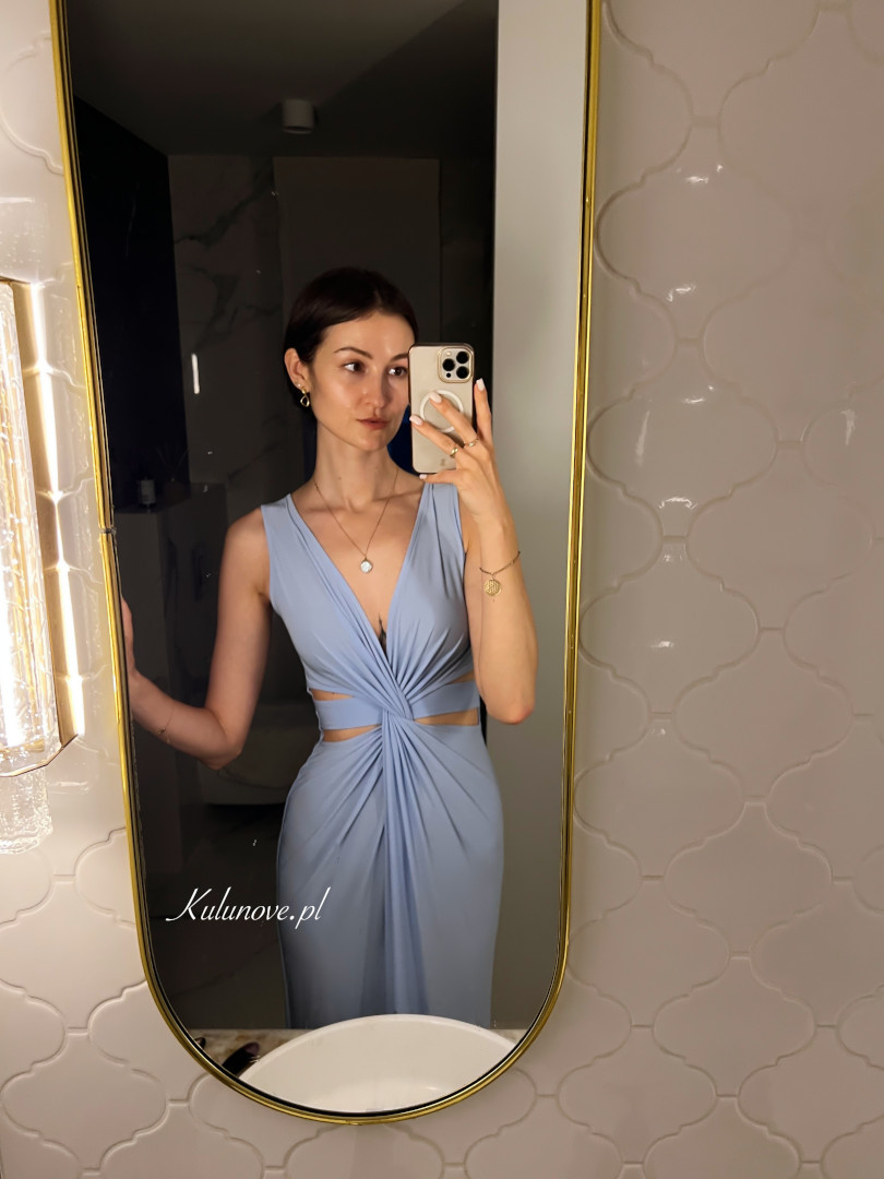 Aristea - blue maxi dress with cutouts at the waist - Kulunove image 4