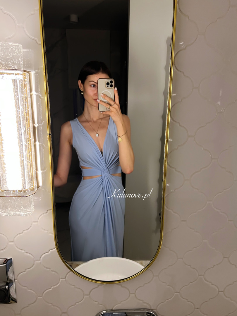 Aristea - blue maxi dress with cutouts at the waist - Kulunove image 2