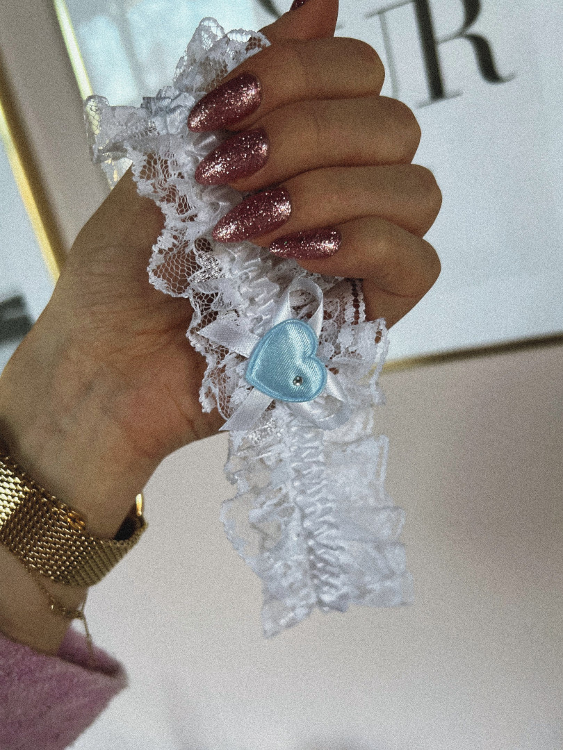 Wedding garter white with blue heart with diamond #3 - Kulunove image 1