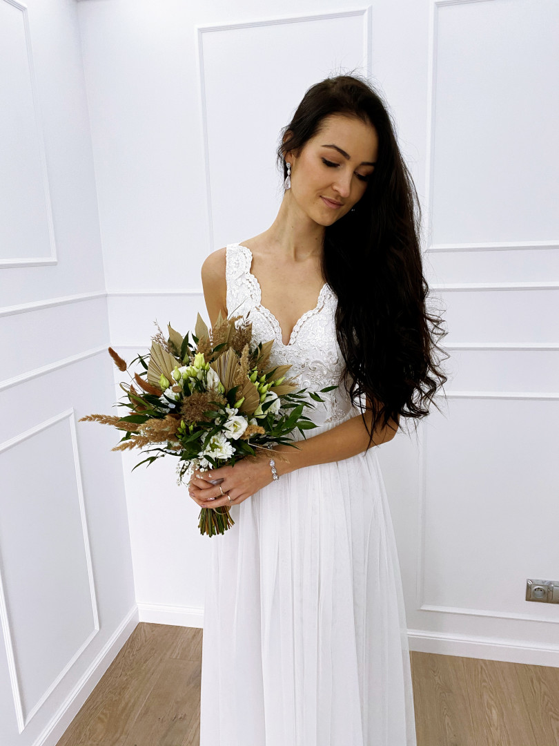 Sarah - white wedding dress with tulle layered bottom - Kulunove image 2