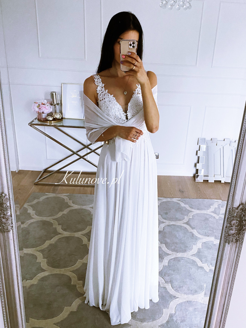 Victoria - wedding dress with muslin bottom - Kulunove image 3