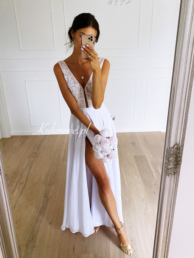 Ismena - white wedding dress with overlap pleat - Kulunove image 2