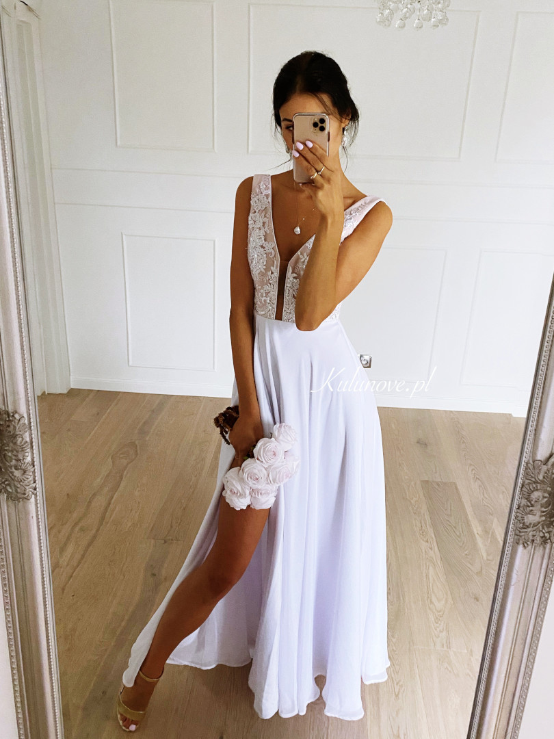 Ismena - white wedding dress with overlap pleat - Kulunove image 4
