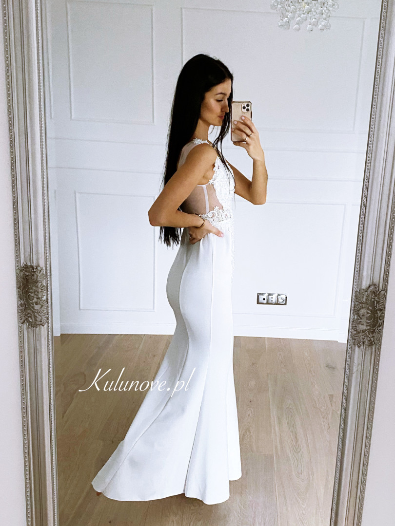 Charlotte - fitted embellished wedding dress in the shape of a fishnet - Kulunove image 1