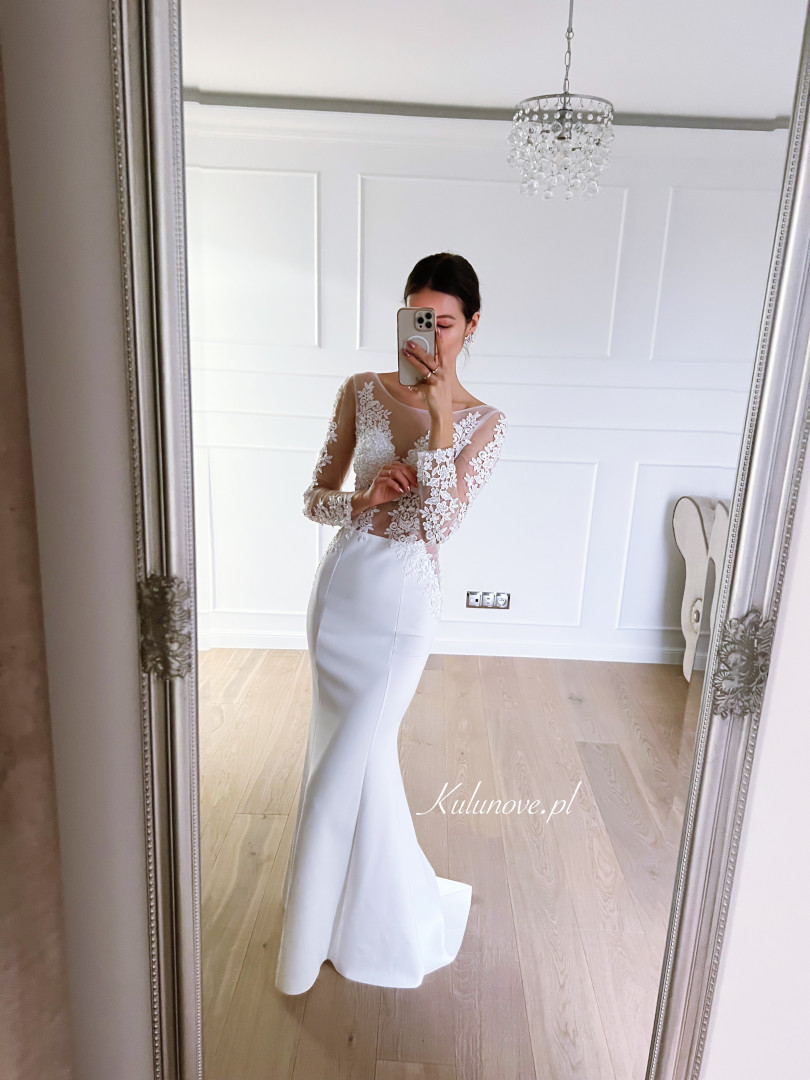 Bella - long sleeve lace fishnet wedding dress - Kulunove image 2