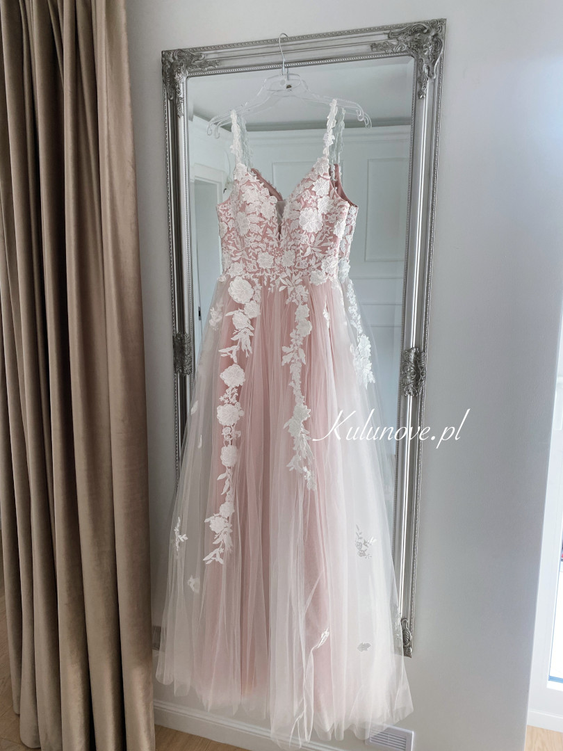 Rosalie - wedding dress in soft pink with lace inserts - Kulunove image 2