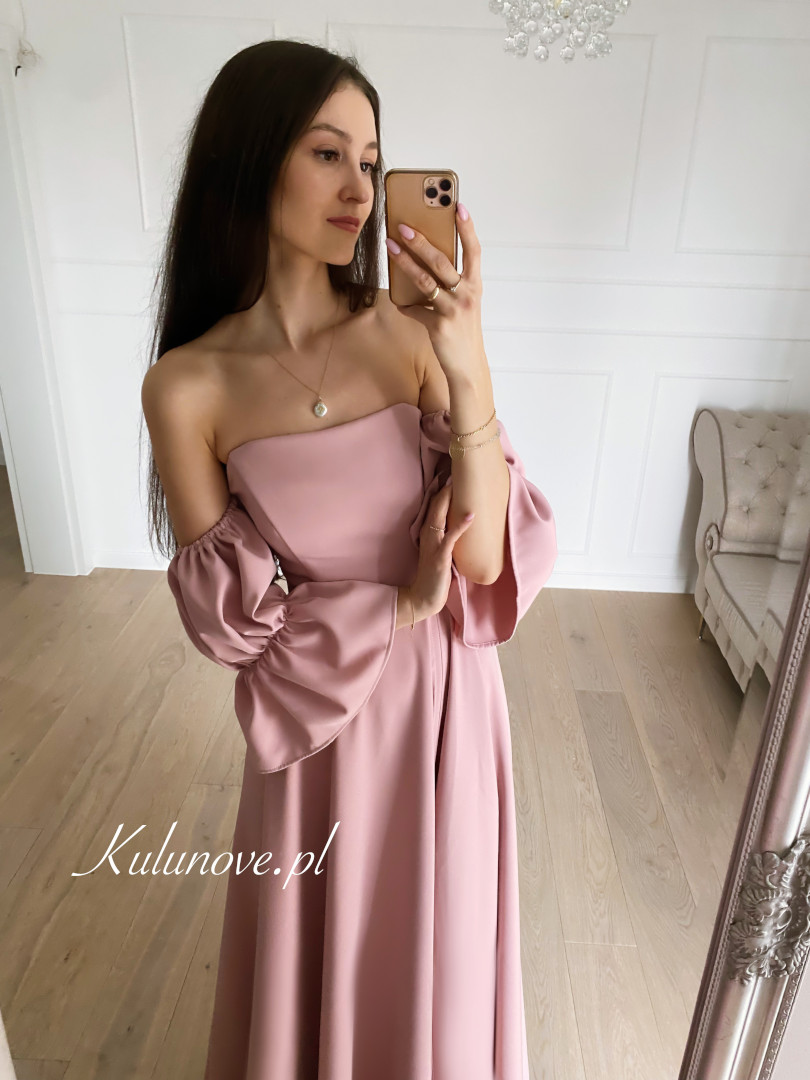 Seniorita - dark pink Spanish style dress with falling decorative sleeves - Kulunove image 3