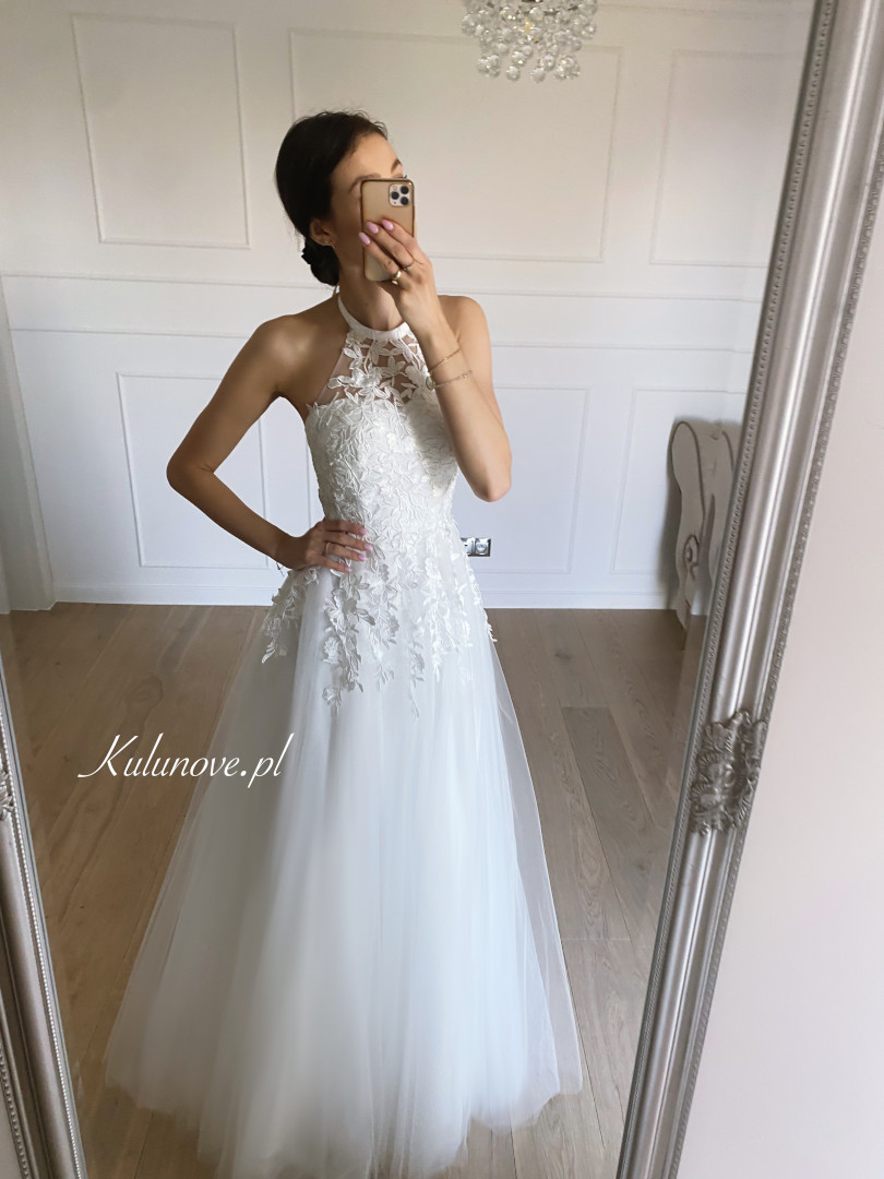 Sisi - princess shape tulle wedding dress with lace corset - Kulunove image 4