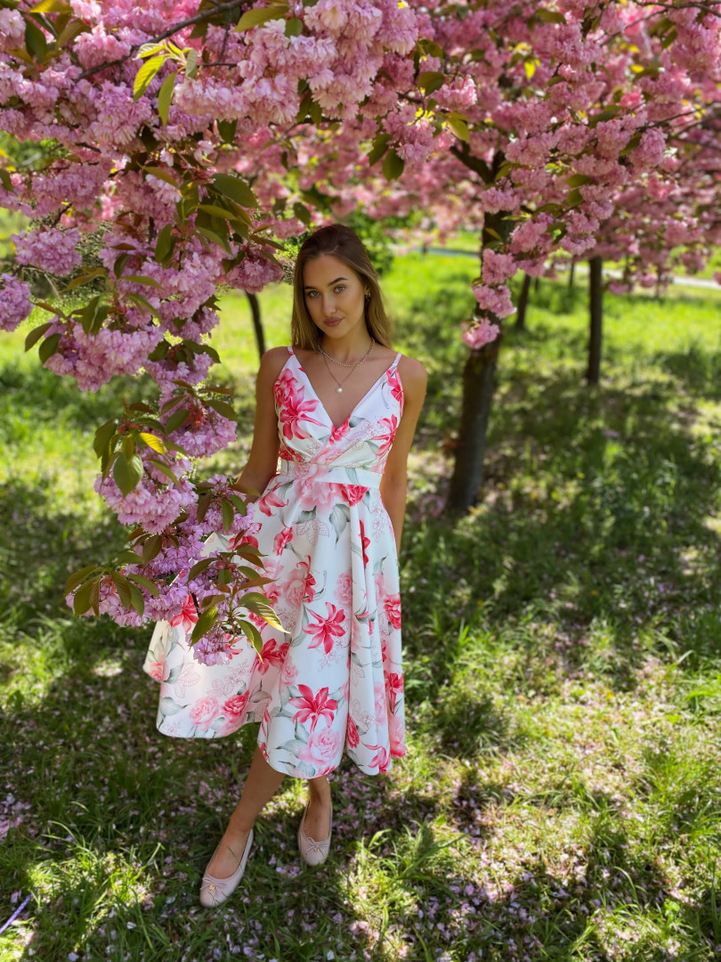 Elisabeth midi - dress with pink flowers on a wide circle - Kulunove image 3