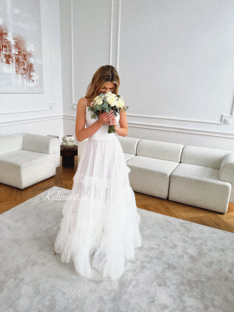 Stella- ecru tulle wedding dress with pleated bodice and ruffles - Kulunove image 1