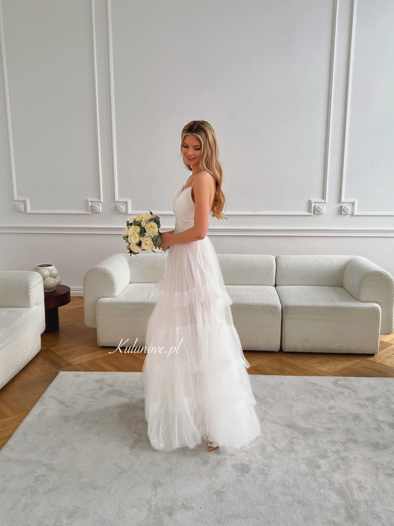 Stella- ecru tulle wedding dress with pleated bodice and ruffles - Kulunove image 4