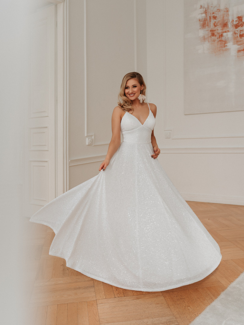 Como white - sequin glitter wedding dress with thin straps - Kulunove image 4