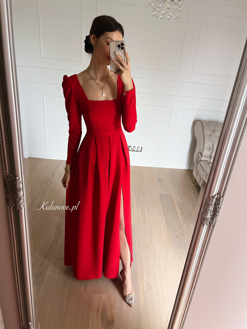Bonita - red long sleeve maxi dress with caro neckline - Kulunove image 1