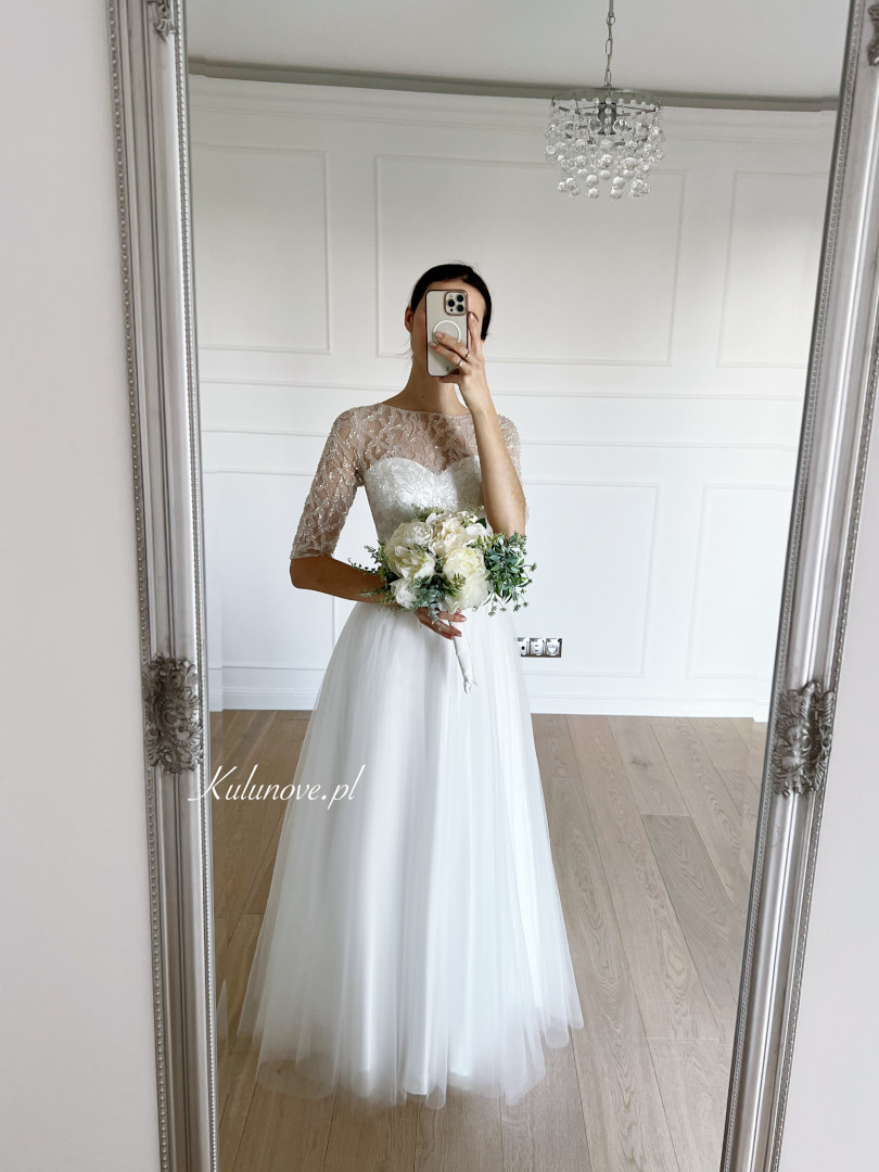 Olivia - tulle wedding dress with 3/4 sleeves and richly decorated top - Kulunove image 2