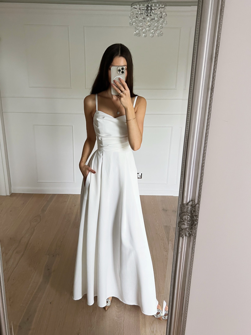 Odetta - A-line corset wedding dress with pockets - Kulunove image 2