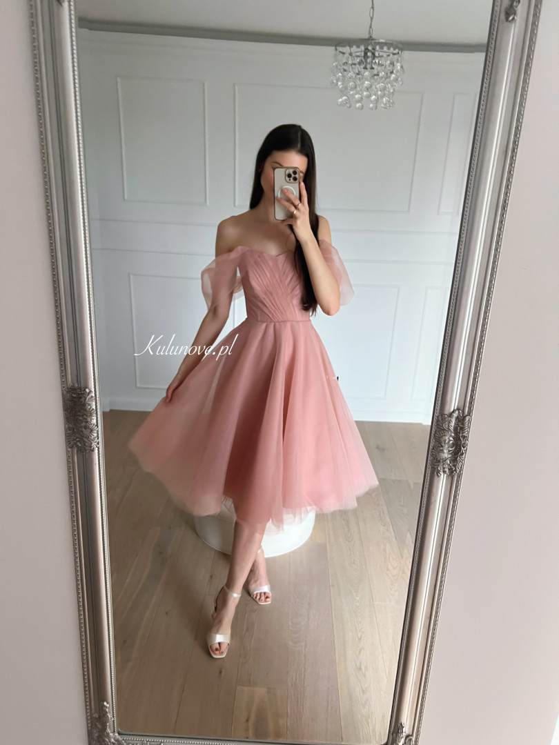 Selena - light pink tulle midi dress with falling sleeves - Kulunove image 1