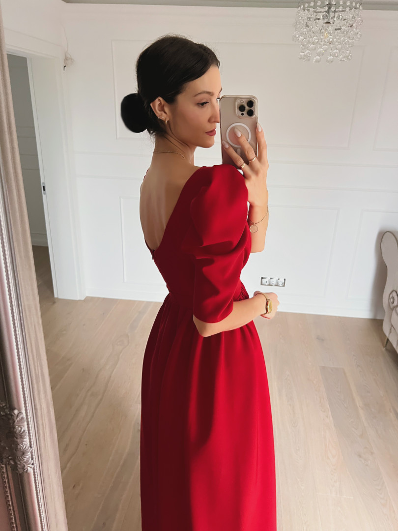 Laurell - long red dress with crease - Kulunove image 4