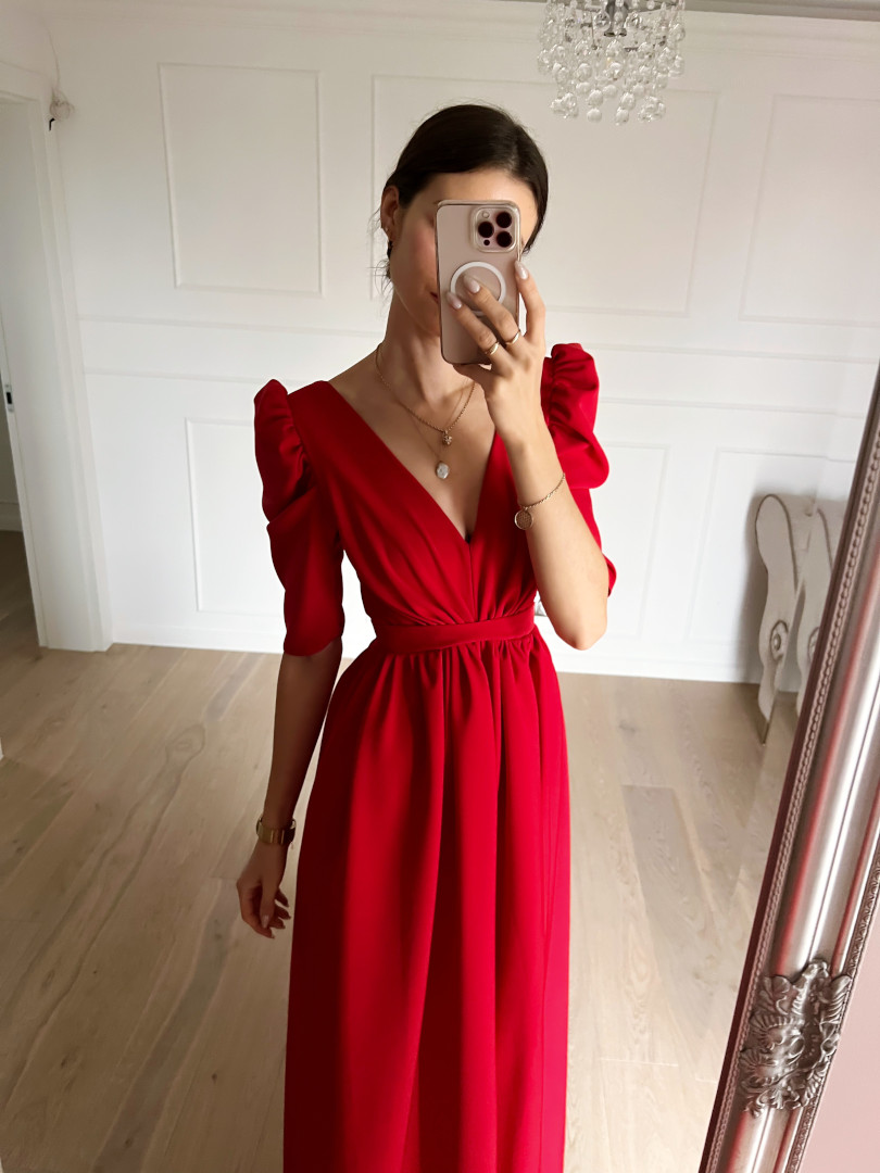 Laurell - long red dress with crease - Kulunove image 2