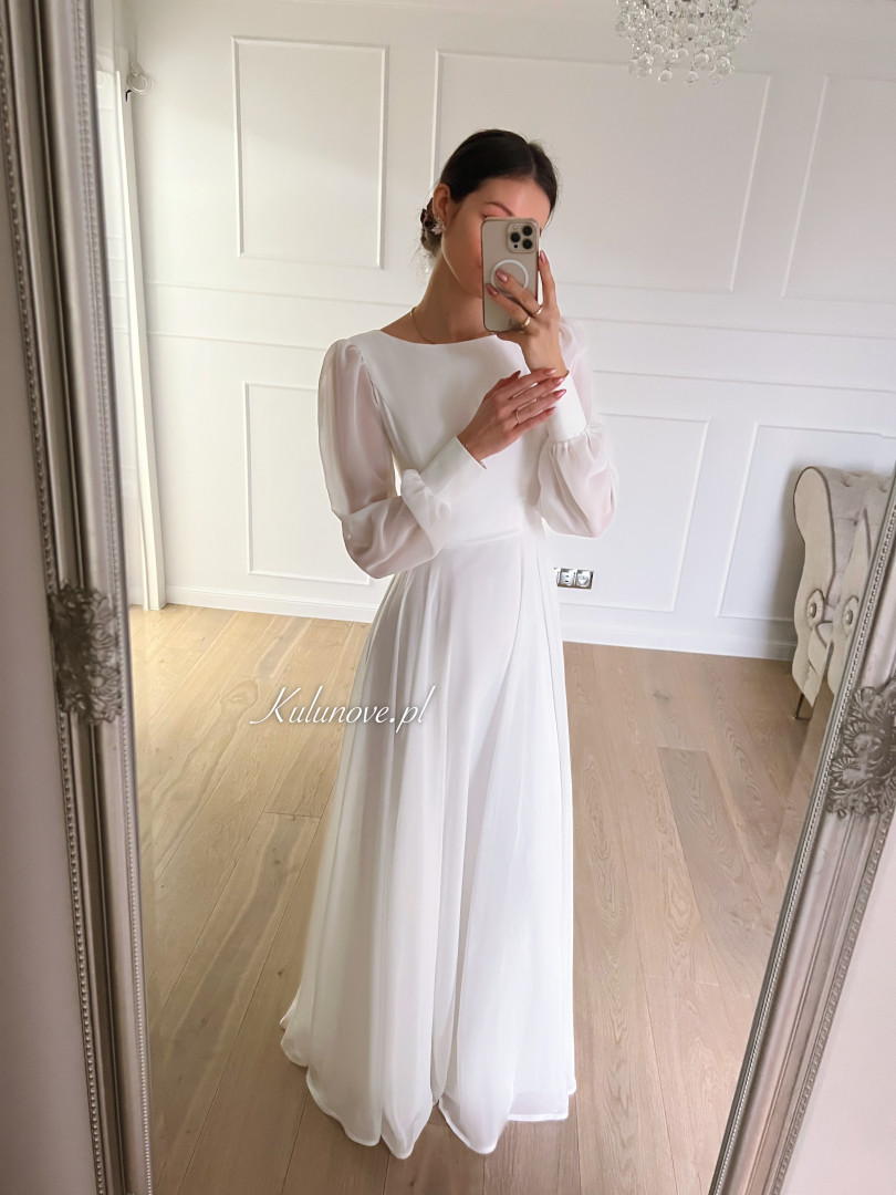 Georgia - minimalist chiffon wedding dress with long sleeves - Kulunove image 3