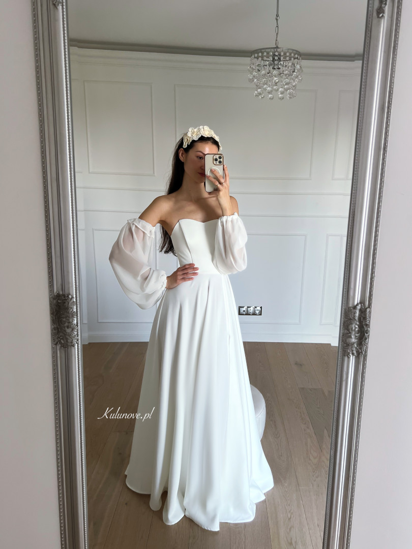 Florence-smooth ecru corset wedding dress with chiffon sleeves with frill trim - Kulunove image 1