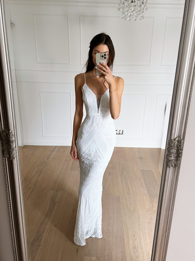 Stephanie- white sequin dress with mermaid-shaped lace - Kulunove image 1