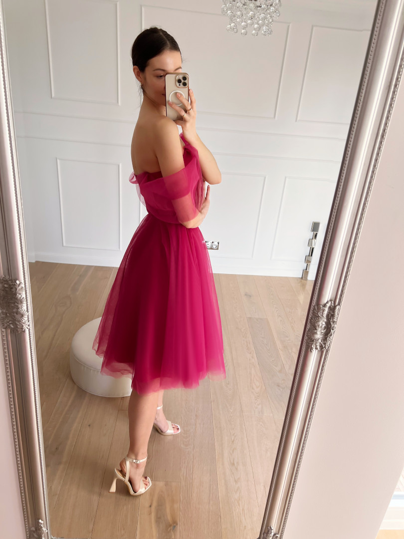 Selena - tulle midi dress with falling sleeves in fuchsia color - Kulunove image 4