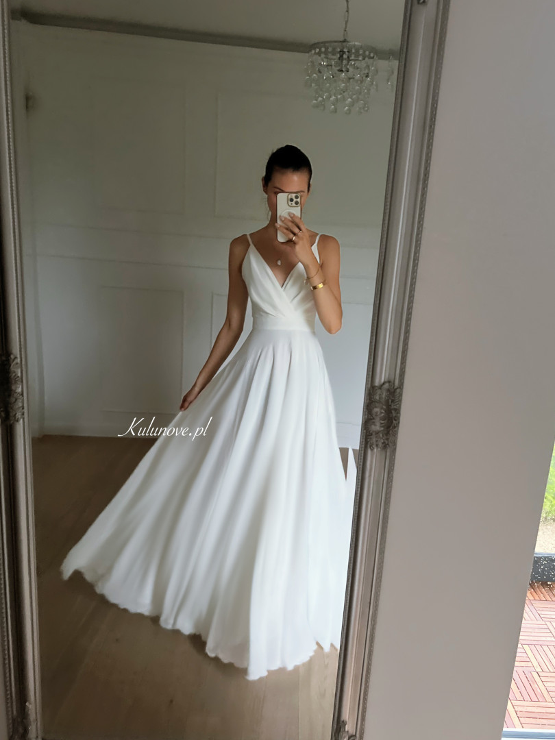 Alruna - chiffon ethereal strapless wedding dress with train - Kulunove image 3