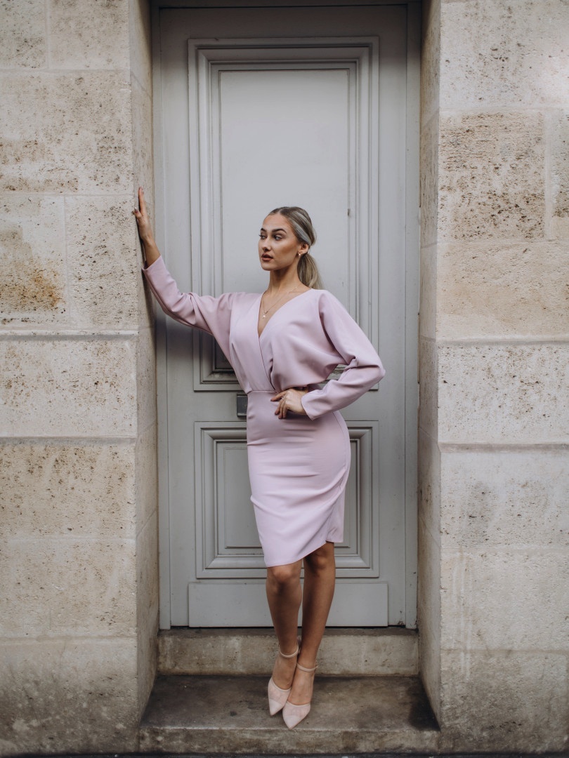 Josephine - long sleeve dress with butterfly top and fitted bottom in powder pink - Kulunove image 3