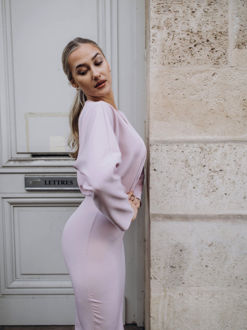 Josephine - long sleeve dress with butterfly top and fitted bottom in powder pink - Kulunove image 4