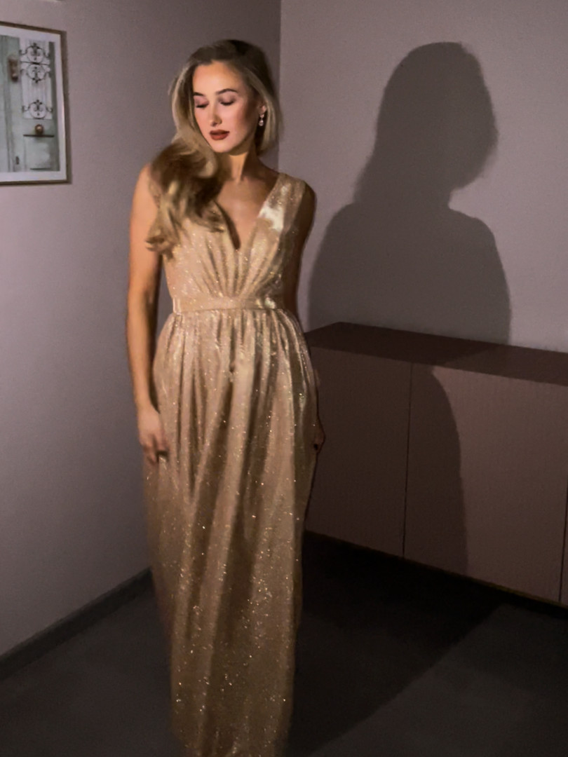 Claudine - shimmering gold maxi dress with glitter - Kulunove image 4