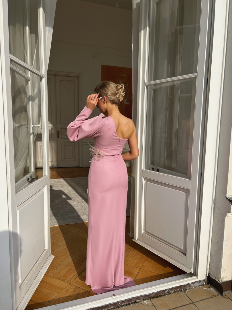 Rachel - a long one-shoulder dress with feathers at the waist with a delicate train - Kulunove image 3