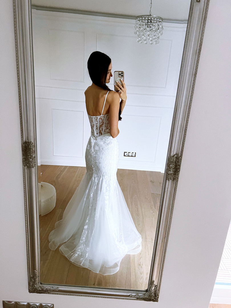 Sophia - lace mermaid wedding dress with thin straps - Kulunove image 2