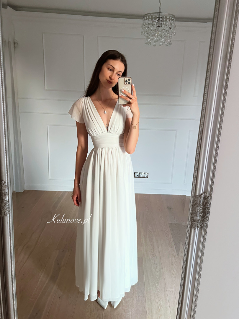 Tenerif - simple wedding dress with short chiffon sleeves - Kulunove image 1
