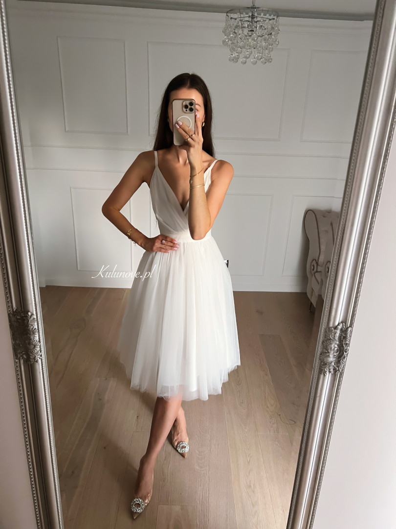 Ana midi - ecru tulle dress with envelope top and flared bottom - Kulunove image 3