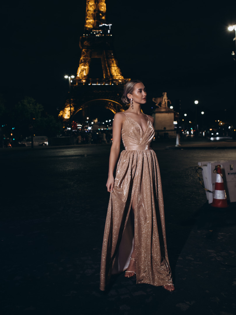 Elisabeth shine - long gold shiny dress with glitter - Kulunove image 2
