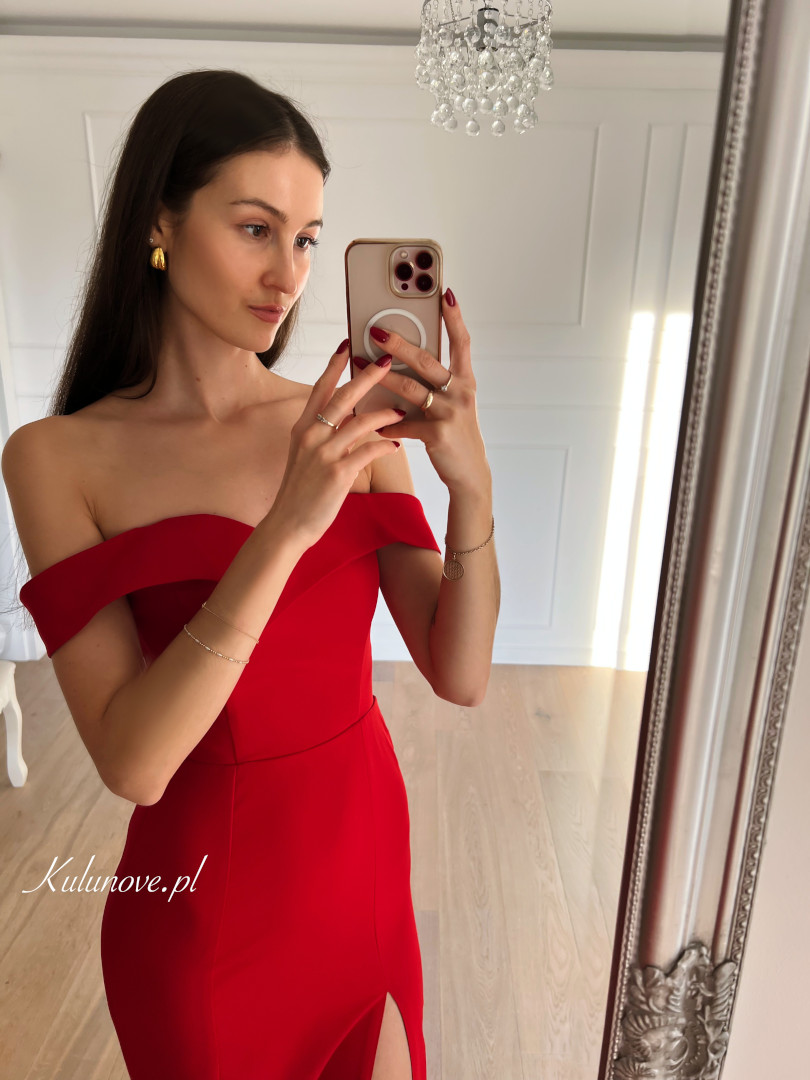 Angelina - red off-the-shoulder maxi dress with plunging sleeves - Kulunove image 2