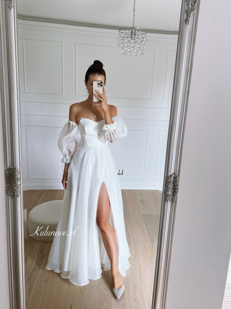 Ivy maxi - corseted flared wedding dress with additional 3/4 sleeves - Kulunove image 1