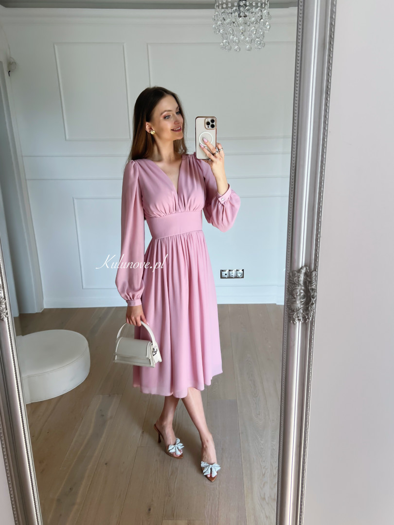 Merida różowa - sukienka średniej długości z długim rękawem i błyszczącymi drobinkami - Kulunove zdjęcie 3