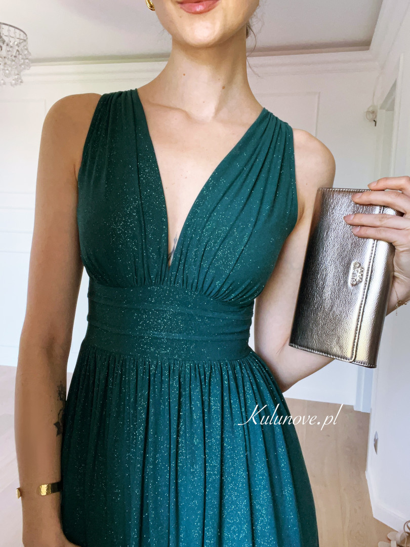Penelope midi - brokatowa sukienka midi na grubszych ramiączkach w kolorze butelkowej zieleni - Kulunove zdjęcie 2