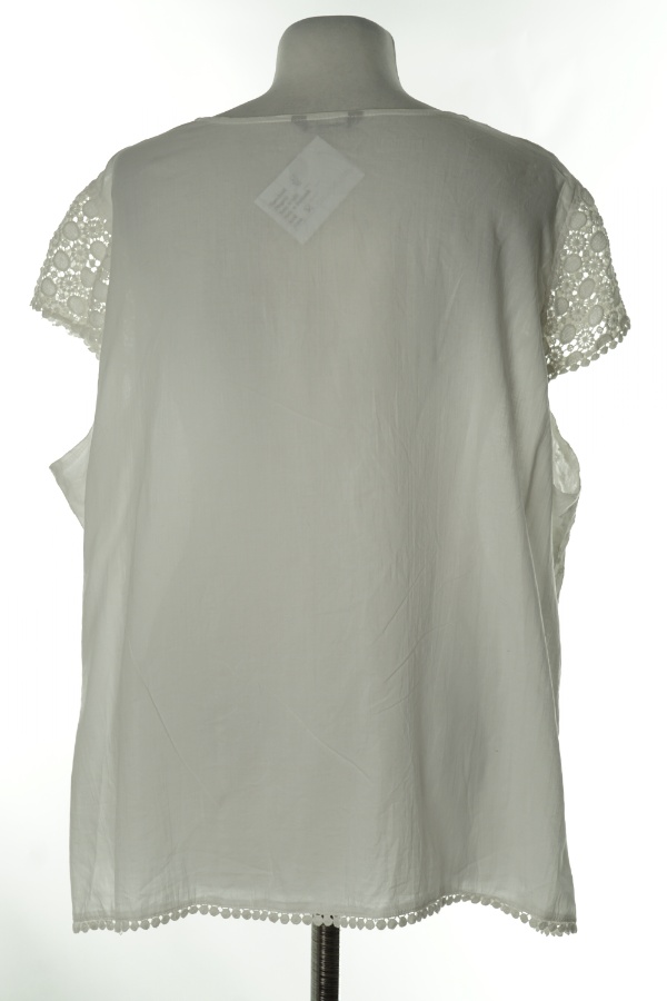 Bluzka biała ażurowa z guzikami - ROMAN zdjęcie 2