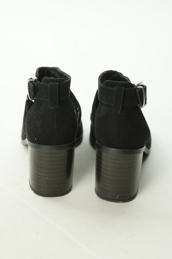 Sandały czarne zamszowe na słupku - NEW LOOK zdjęcie 3