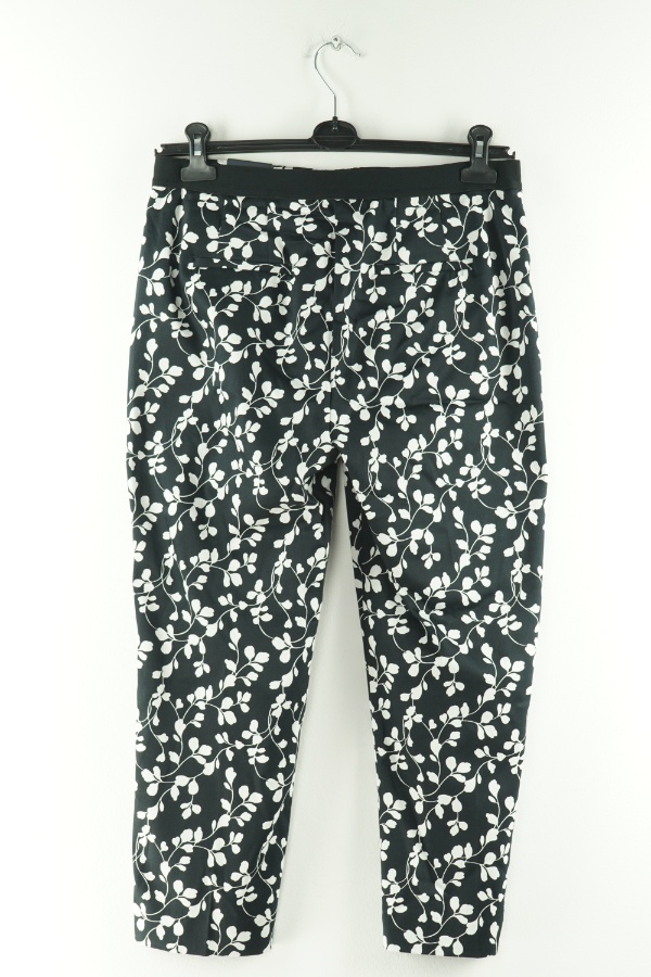 Spodnie materiałowe czarno-białe we wzory - M&S zdjęcie 2
