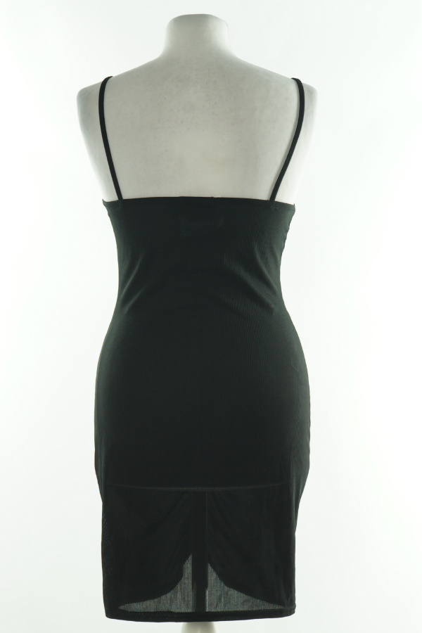 Sukienka czarna prążkowana marszczona - PRETTYLITTLETHING zdjęcie 2