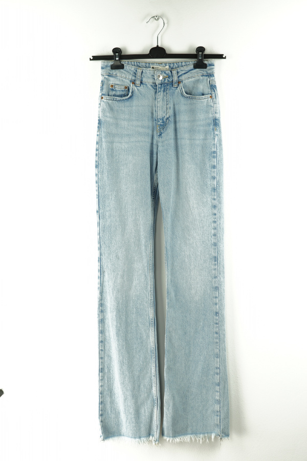 Spodnie niebieskie jeansowe wyższy stan - GINA TRICOT zdjęcie 1