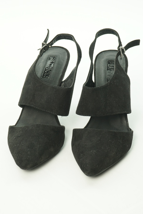Pantofle czarne na szpilce  - PEACOCKS zdjęcie 2